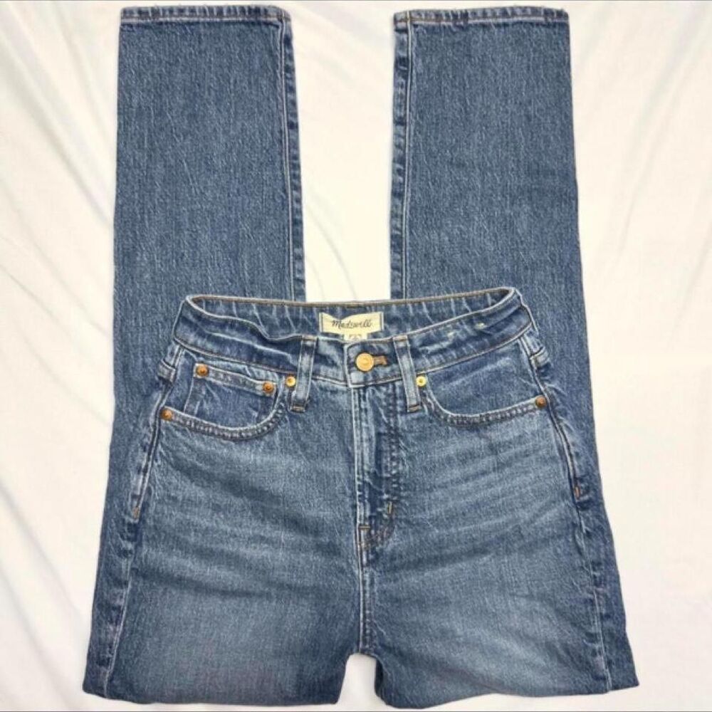madewell curvy perfect vintage straight leg med wash jeans 25”